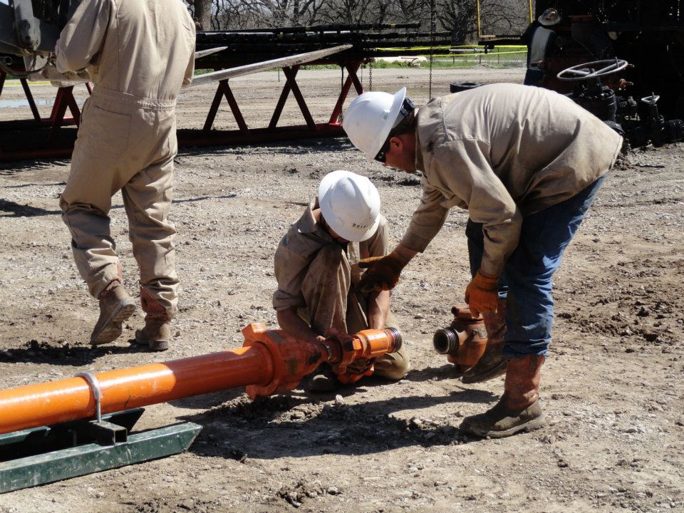 Bosque Energy crew working